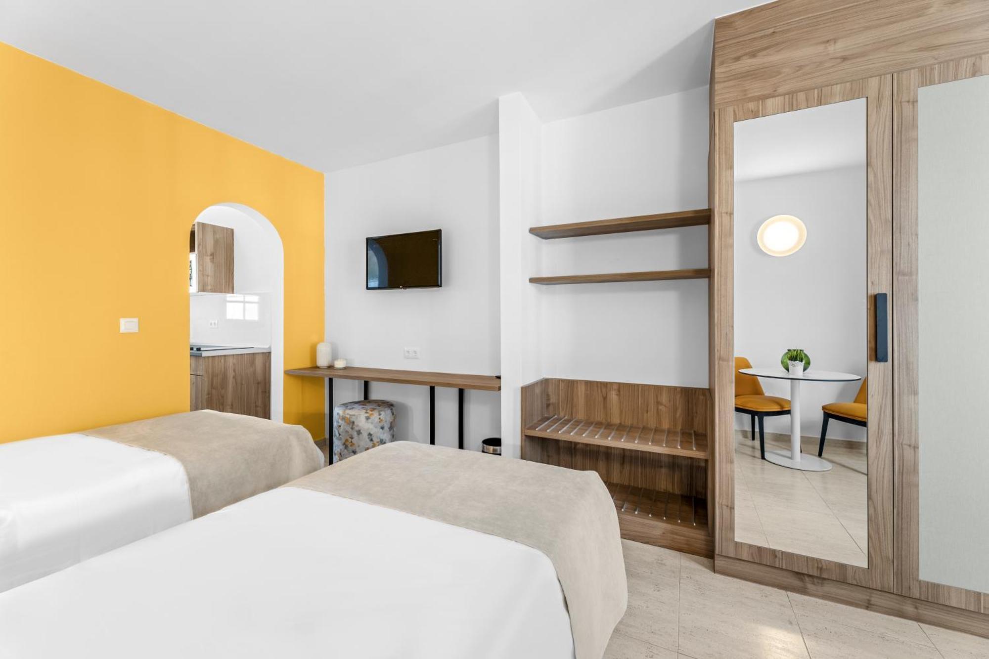 Apartamentos Tropicana بويرتو ذيل كارمين المظهر الخارجي الصورة